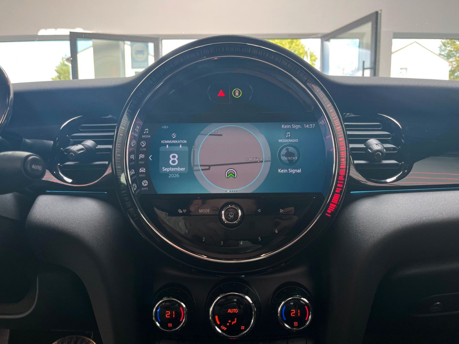 Fahrzeugabbildung MINI John Cooper Works Cabrio Trim*Virtual Cockpit*