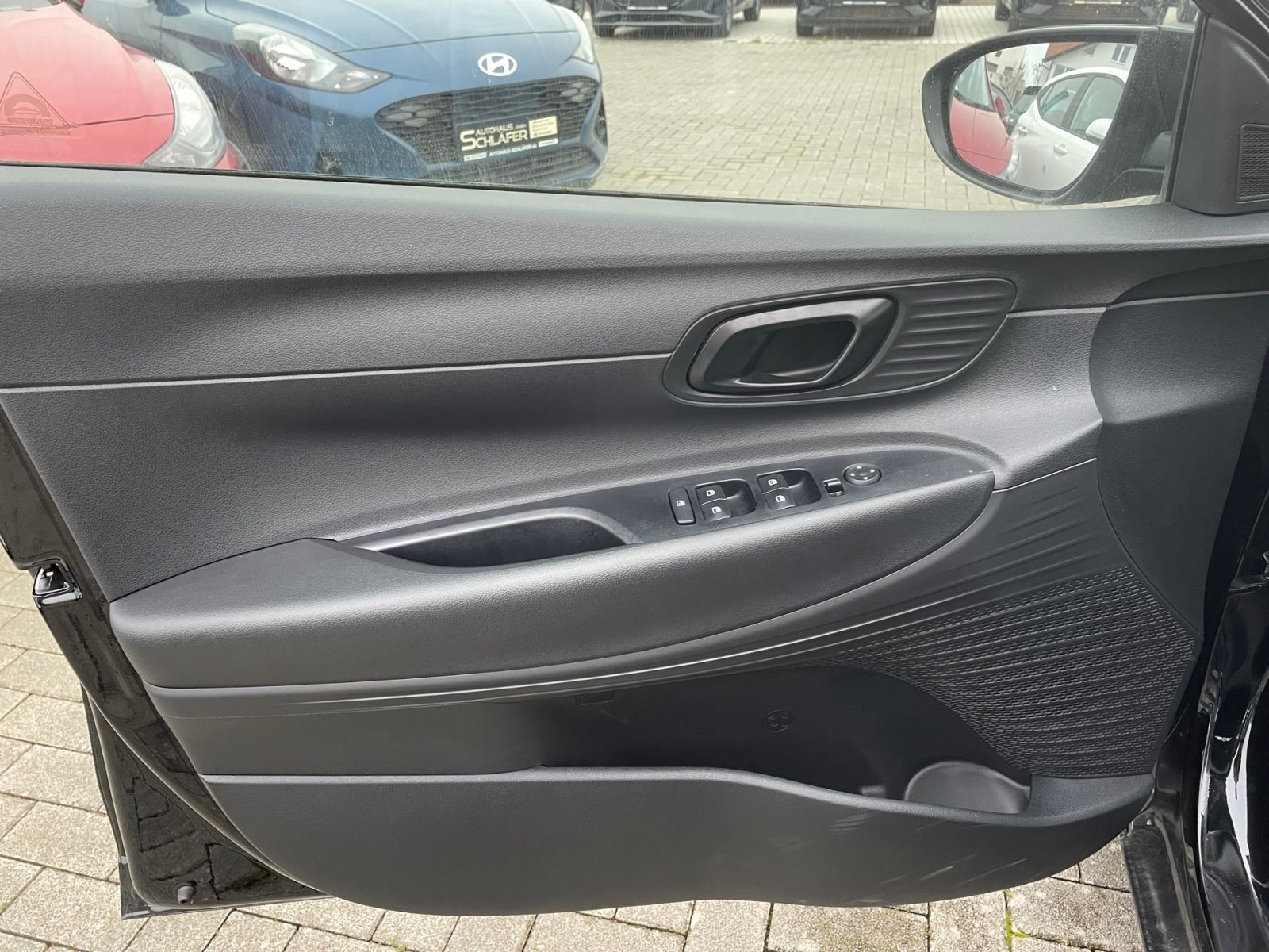 Fahrzeugabbildung Hyundai i20 1.0 T-GDI Select Navi Funktion