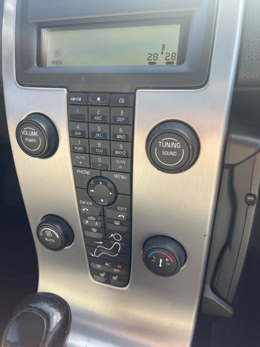 Volvo V50 2004 — photo 17