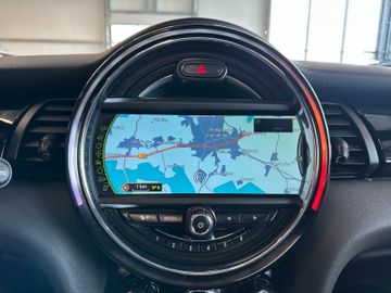 MYAUTOCENTER – Gebraucht- und Jahreswagen mit Werkstattservice in Pfaffenhofen MINI COOPER_SD *PANO*TEMPO*PDC*2-ZONEN*SPORT*