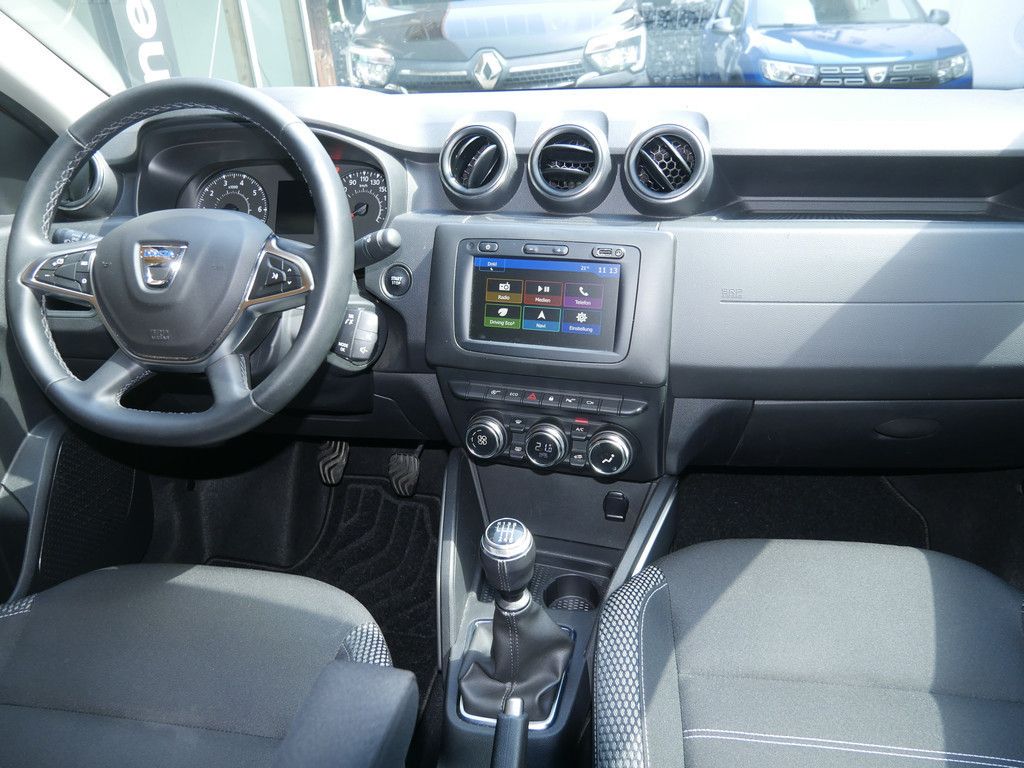 Fahrzeugabbildung Dacia Duster Prestige Blue dCi 115