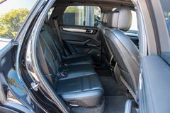 PORSCHE Cayenne / SPORT DESIGN PAKET / BOSE / MEMORY