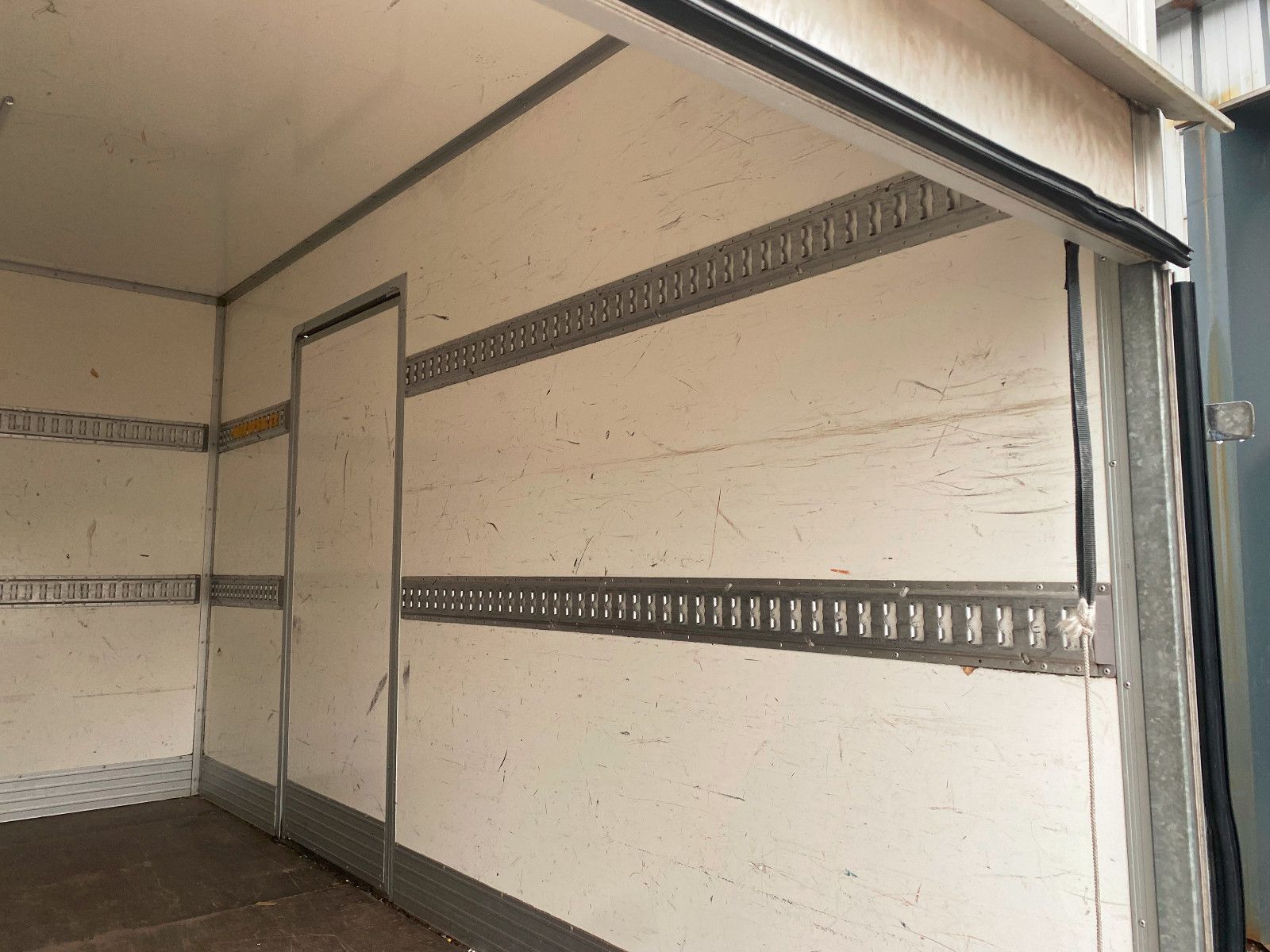 Fahrzeugabbildung Ford Transit 350 L3 Koffer mit LBW,Klima,StH ,kamera