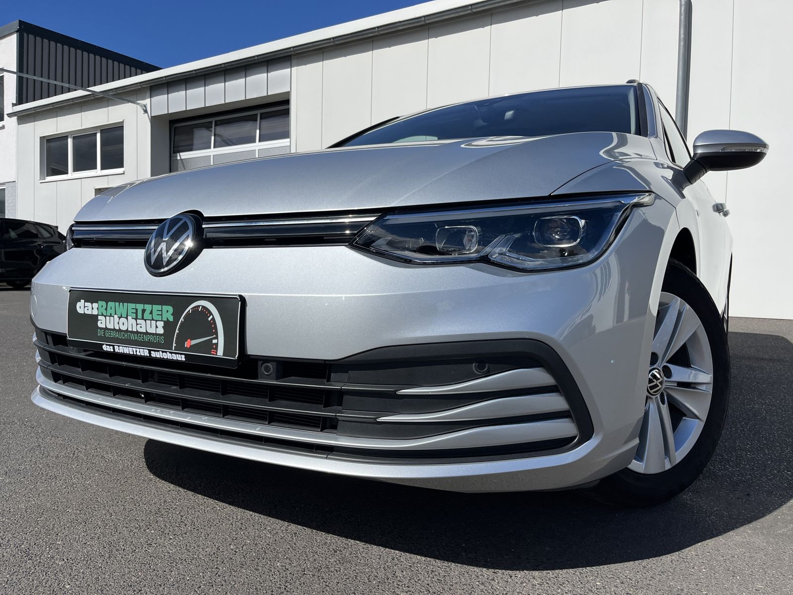 Volkswagen Golf Variant 1.5 TSI DSG Life 1,99% Fin. Navi LE