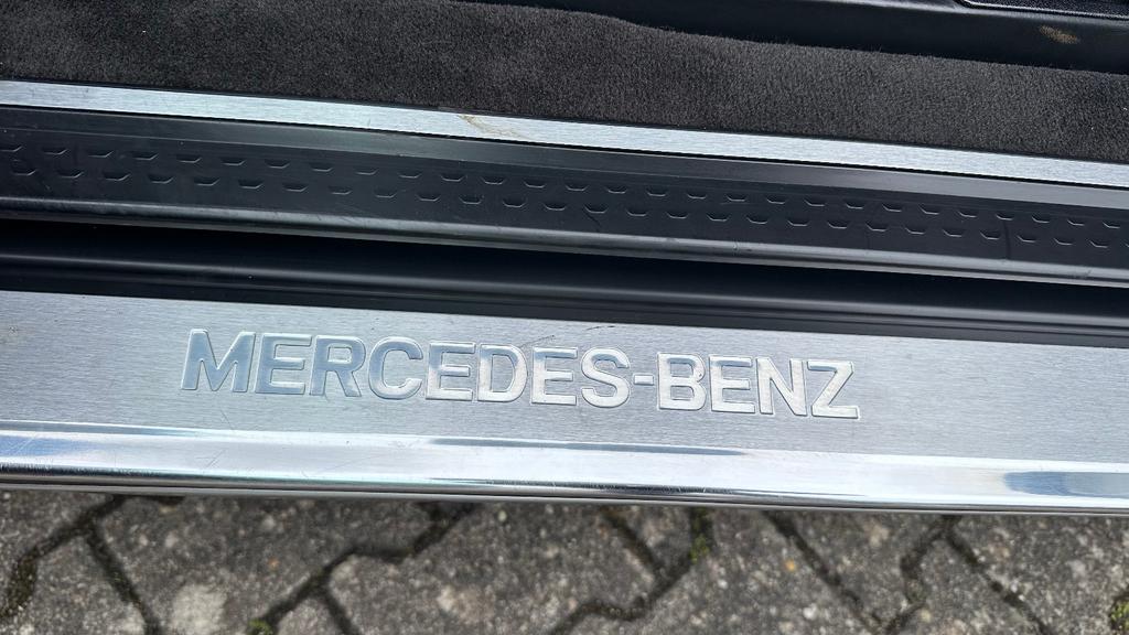 Mercedes-Benz SL 320