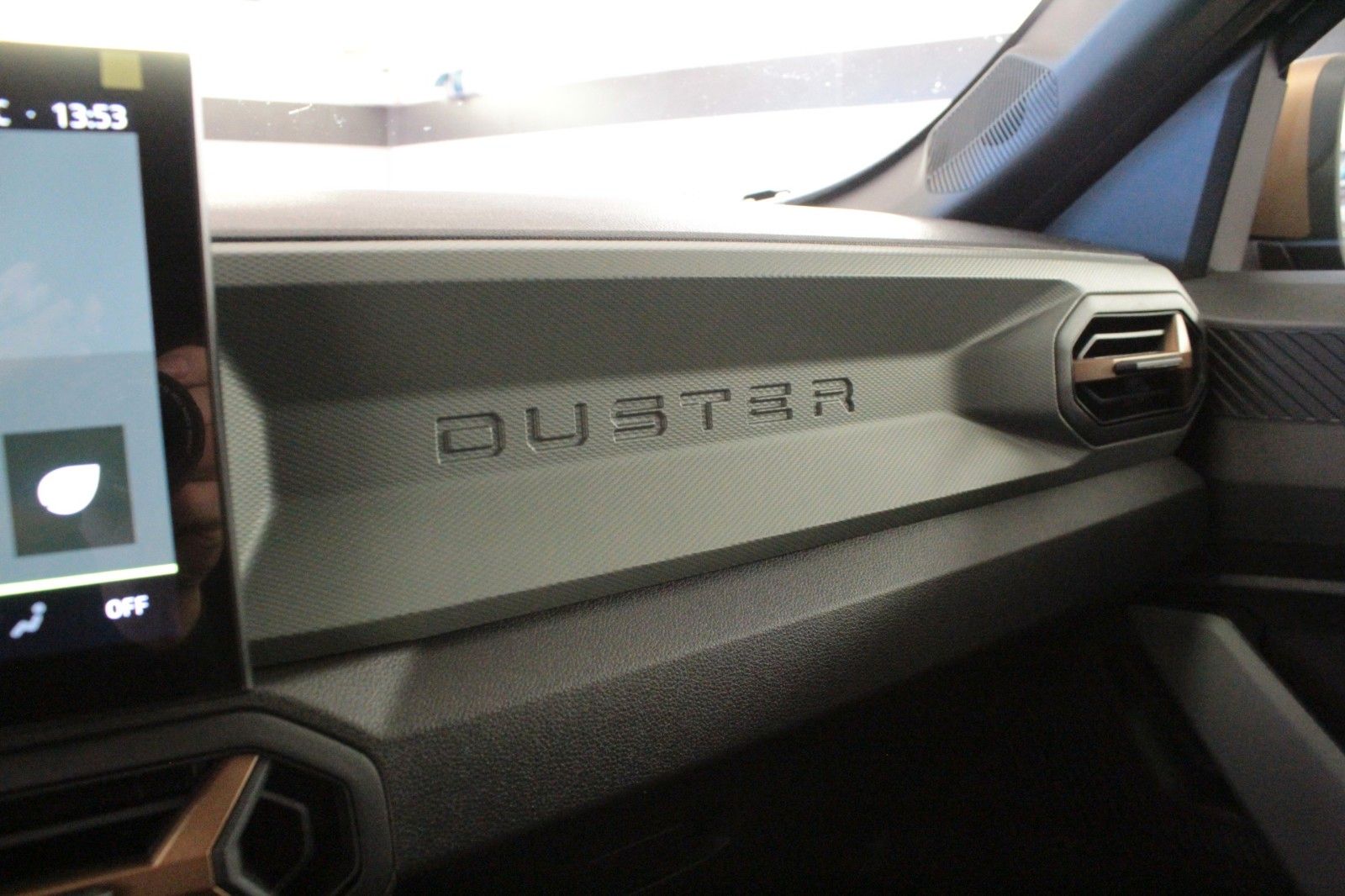 Fahrzeugabbildung Dacia Duster Hybrid 140 Extreme*Winterpaket*15064*