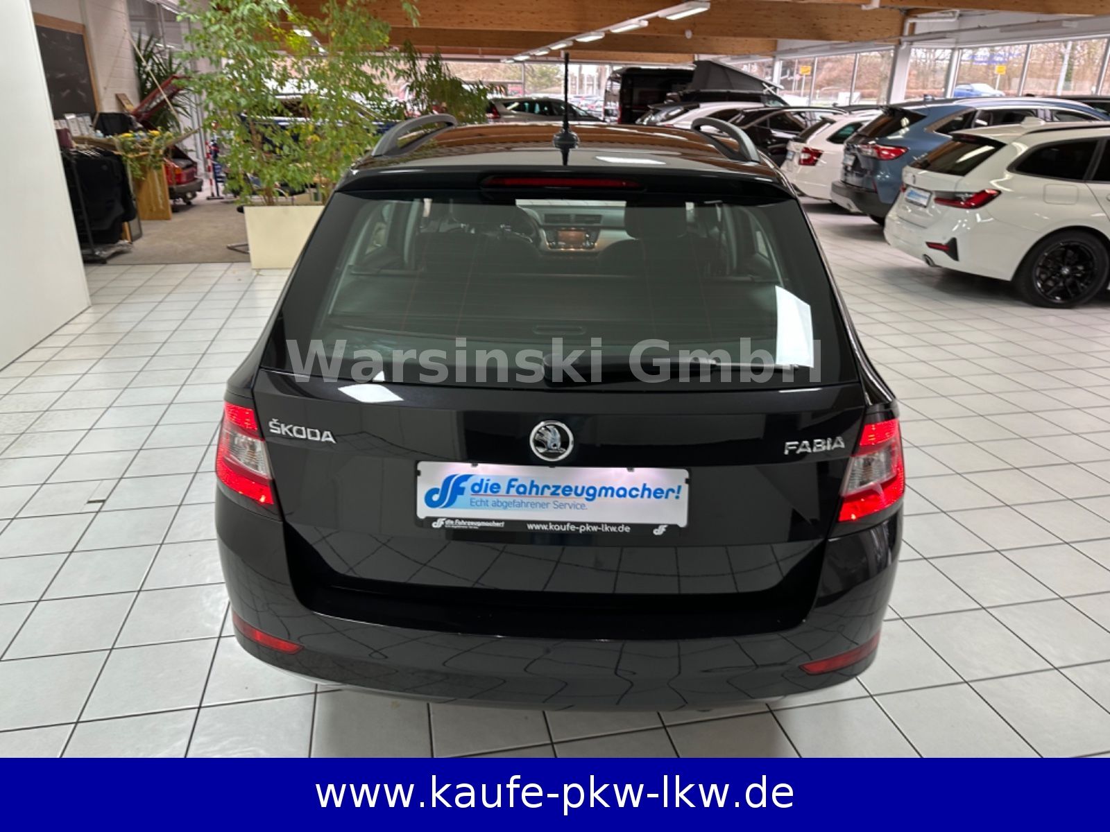 Fahrzeugabbildung SKODA Fabia Combi Ambition*CarPlay*SHZ*Tempomart