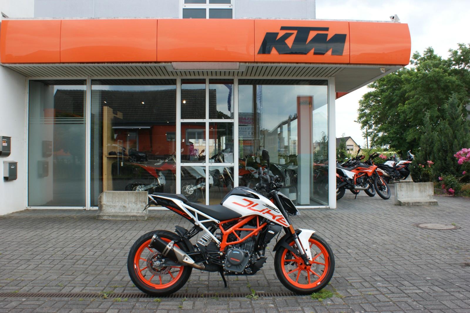 KTM 390 Duke Service neu, HuAu neu, kurzer KZT
