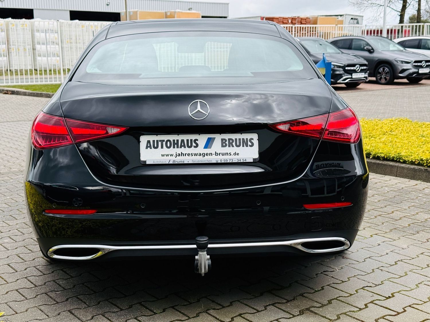 Fahrzeugabbildung Mercedes-Benz C 220 d AVANTGARDE, 360°, AHK, LED, PTS, Navi, S