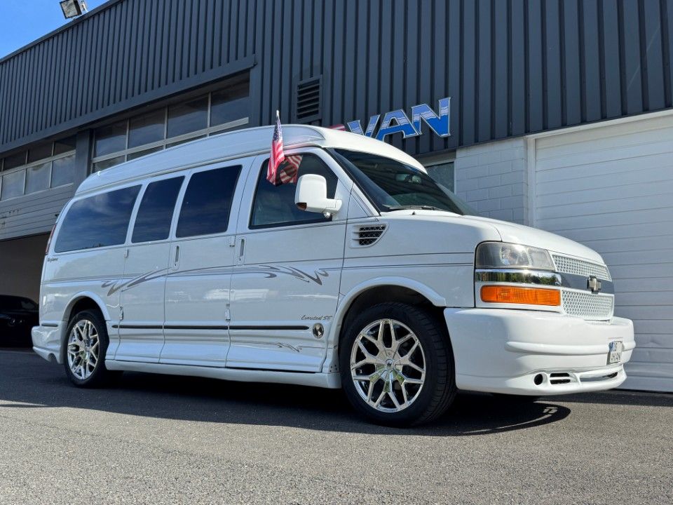 Fahrzeugabbildung Chevrolet Express Chevy Van Explorer Ltd. SE