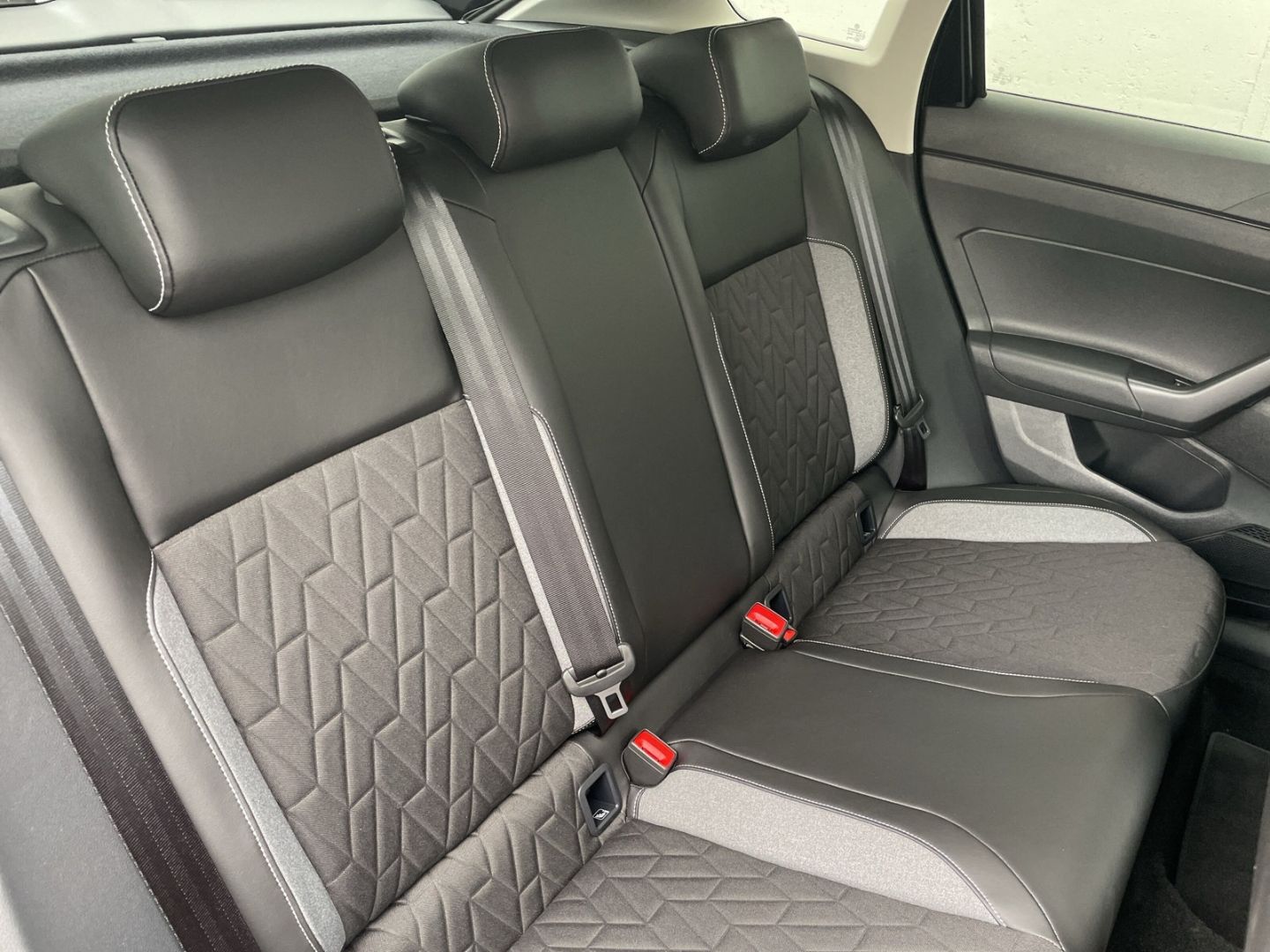 Taigo 1.0 TSI DSG Energy Kamera/ACC/Navi/Sitzhzg