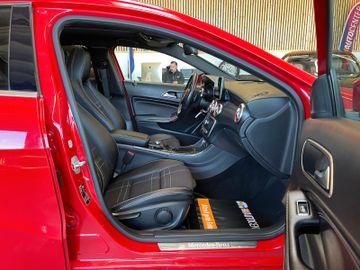 Mercedes-Benz A 180 CDI Aut. *PANO*LED*NAVI*SHZ*TEMPOMAT*