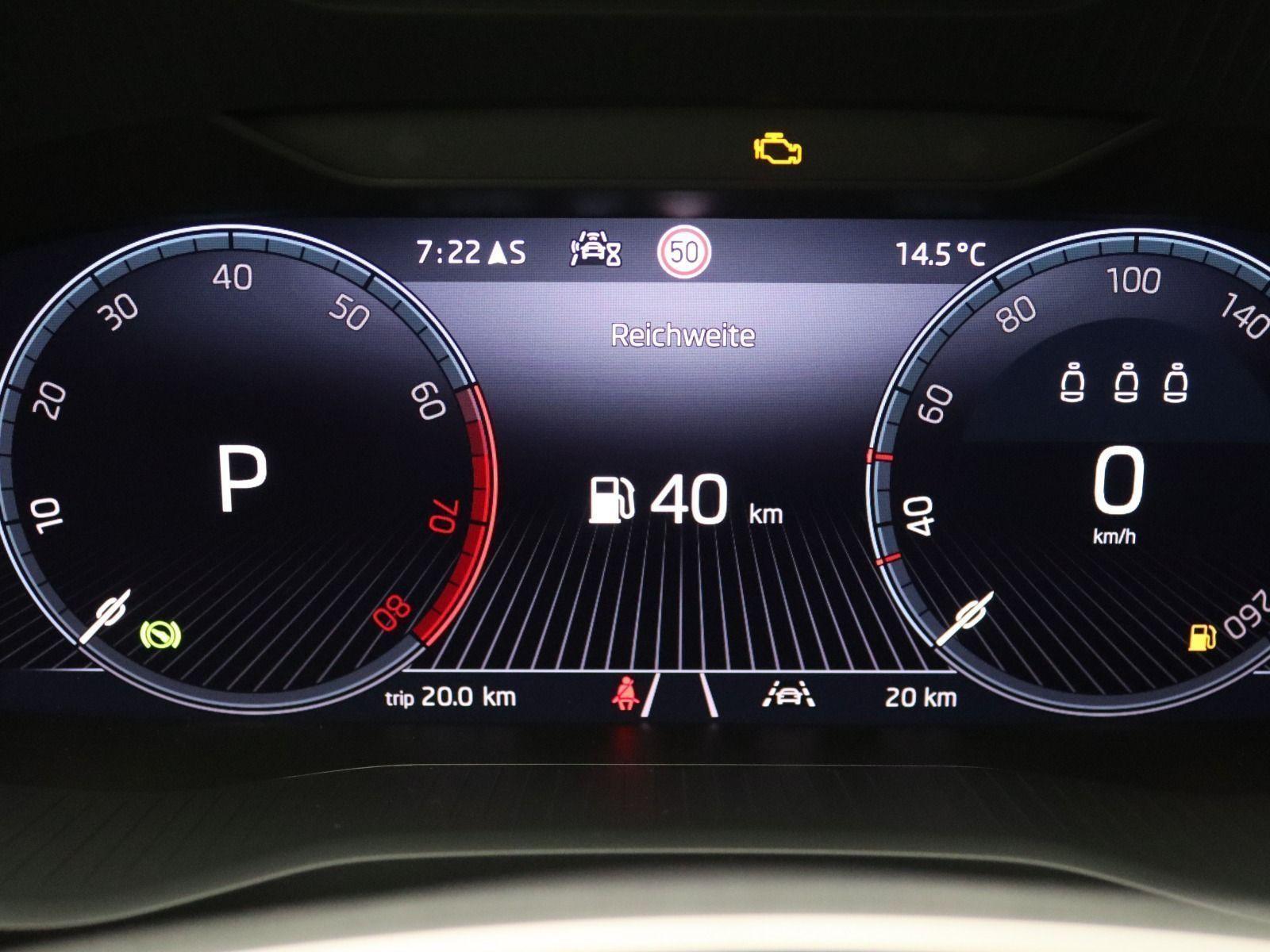 Skoda Karoq Tour 1.5 TSI DSG / Matrix, Navi, AHK, RFK