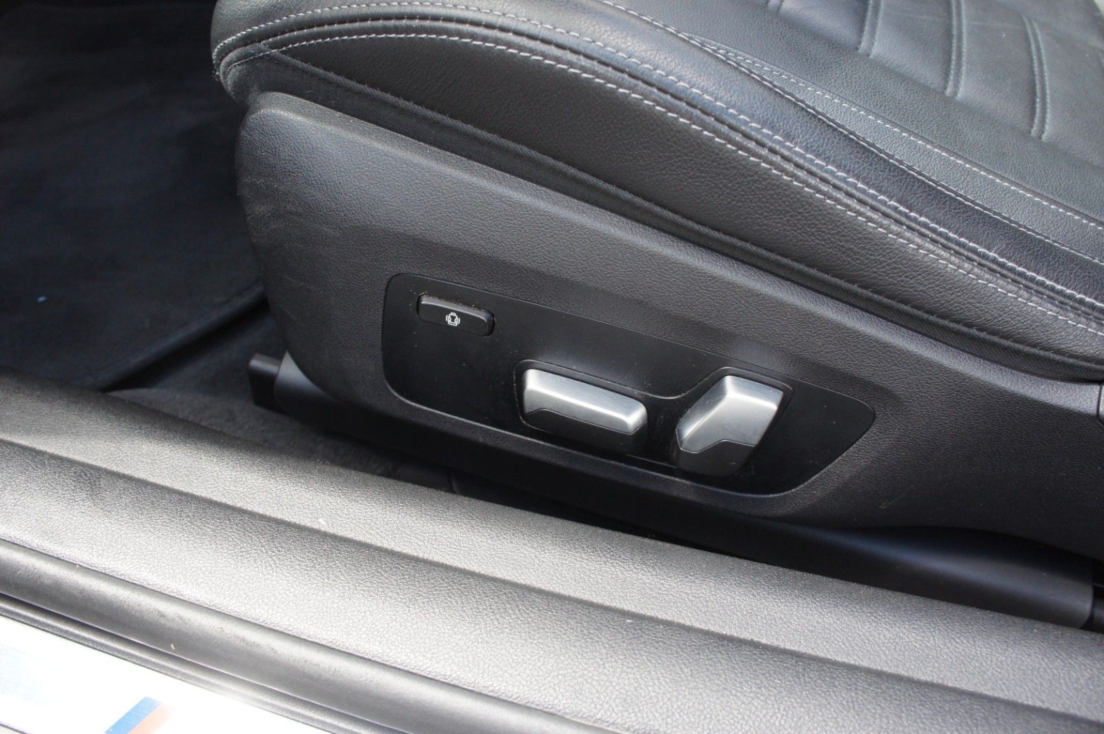 BMW 420i Cabrio M Sport LIVE LEDER SHADOW 19Z H&K foto 13