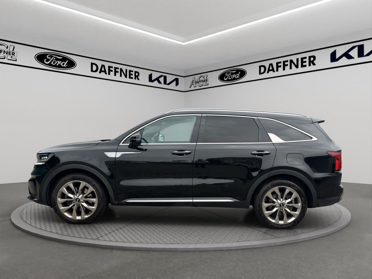 Fahrzeugabbildung Kia Sorento Platinum 4WD HUD Niveau Navi Leder Digit
