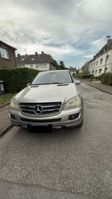 Mercedes-Benz Mercedes Ml320 Cdi - Mercedes-Benz ML 320 in Düsseldorf