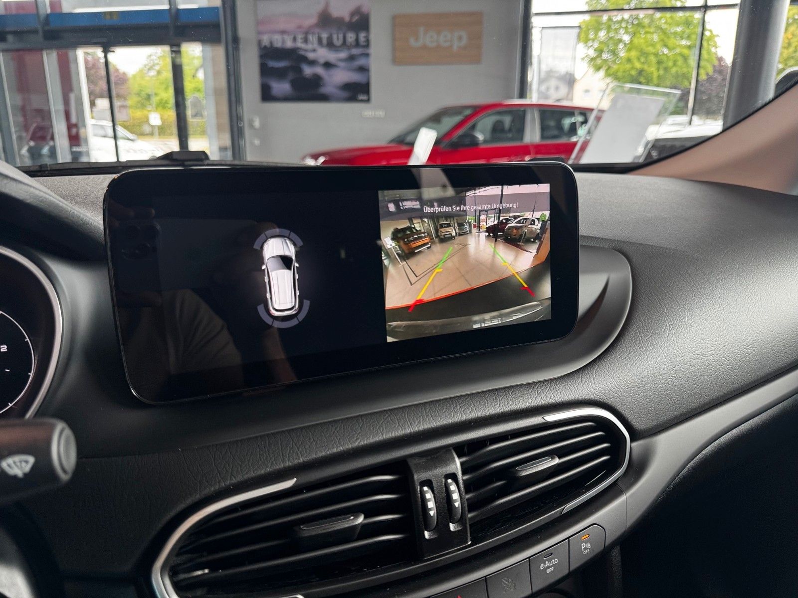 Fahrzeugabbildung Fiat FIAT TIPO MY23-CROSS 1.5 GSE KAMERA SITZH ACC