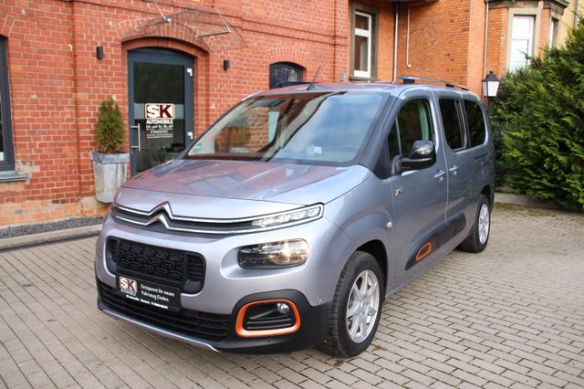 Citroën Berlingo Shine XL 7 Sitze&Navi&Shz&Ahk&Standhz.