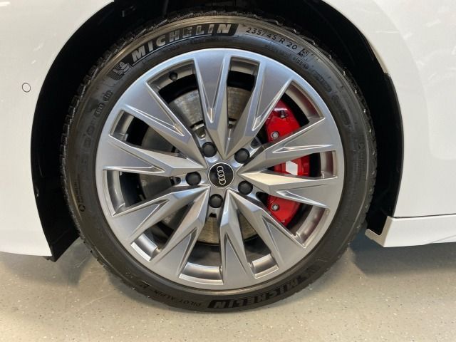 Audi S6 e-tron - Bild 14