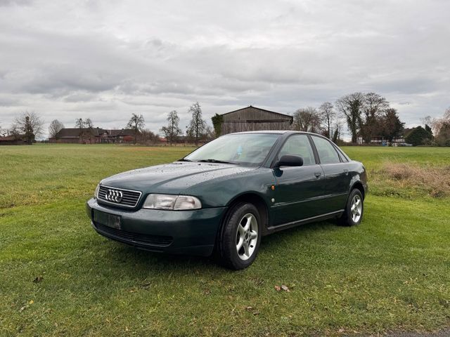 Audi A4 B5 1.8 117.000km Vieles NEU