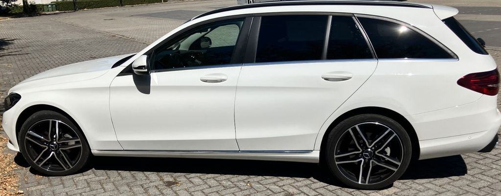Image of Mercedes-Benz C 180