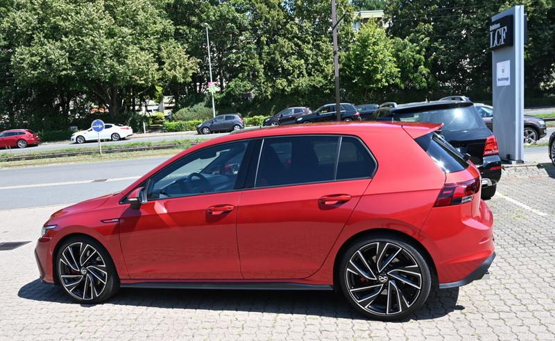 Volkswagen Golf VIII GTI Navi CarPlay Kamera LED 19Zoll, миниатюра 3