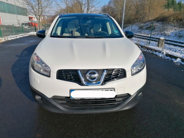 Nissan Qashqai+2 