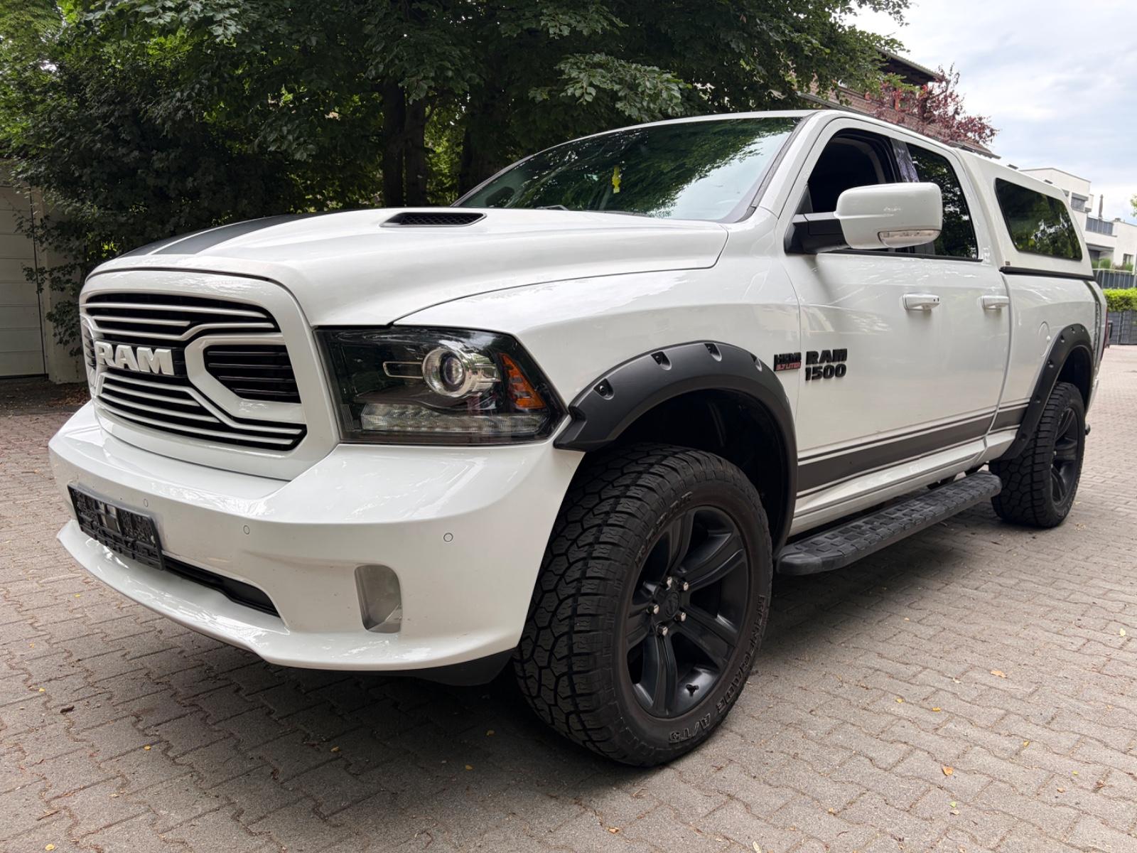 Dodge RAM 5.7 V8 4x4 Doka *Big Foot 33er LPG Camp