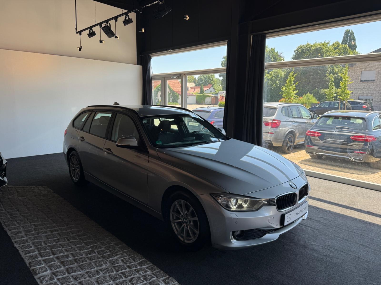 BMW 320d Touring / NAVI / MEMORY