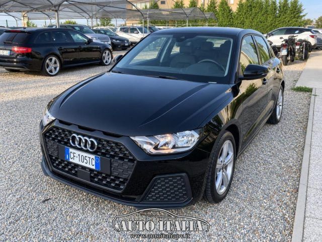 Audi AUDI A1 SPB 25 TFSI Identity Black