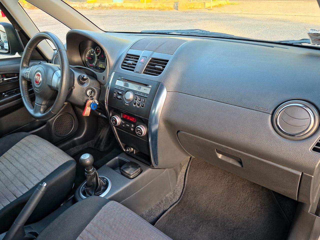 Fiat Sedici 2011 — фото 12