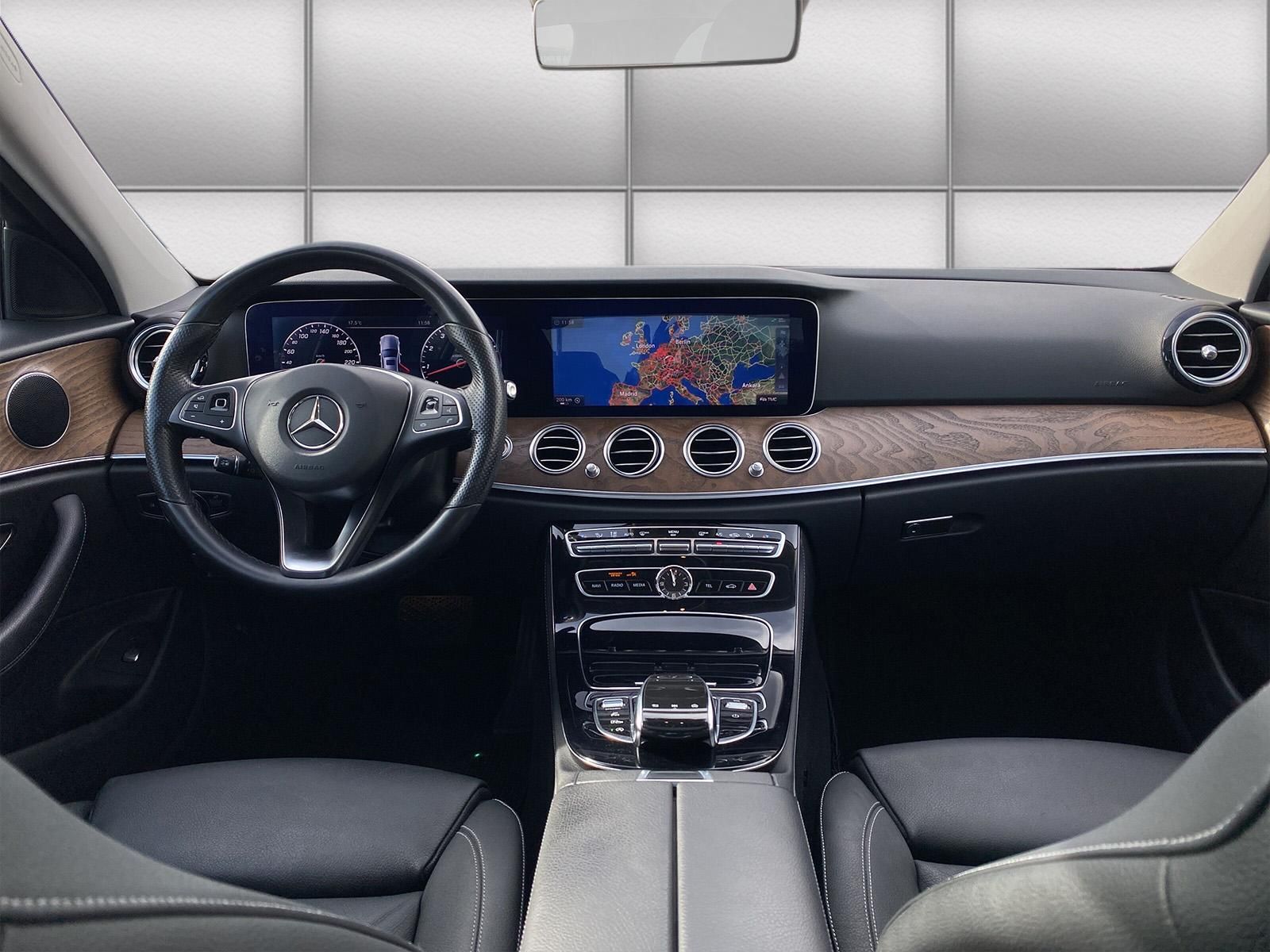 Fahrzeugabbildung Mercedes-Benz E 400 Exclusive 4Matic Multibeam LED Widescreen