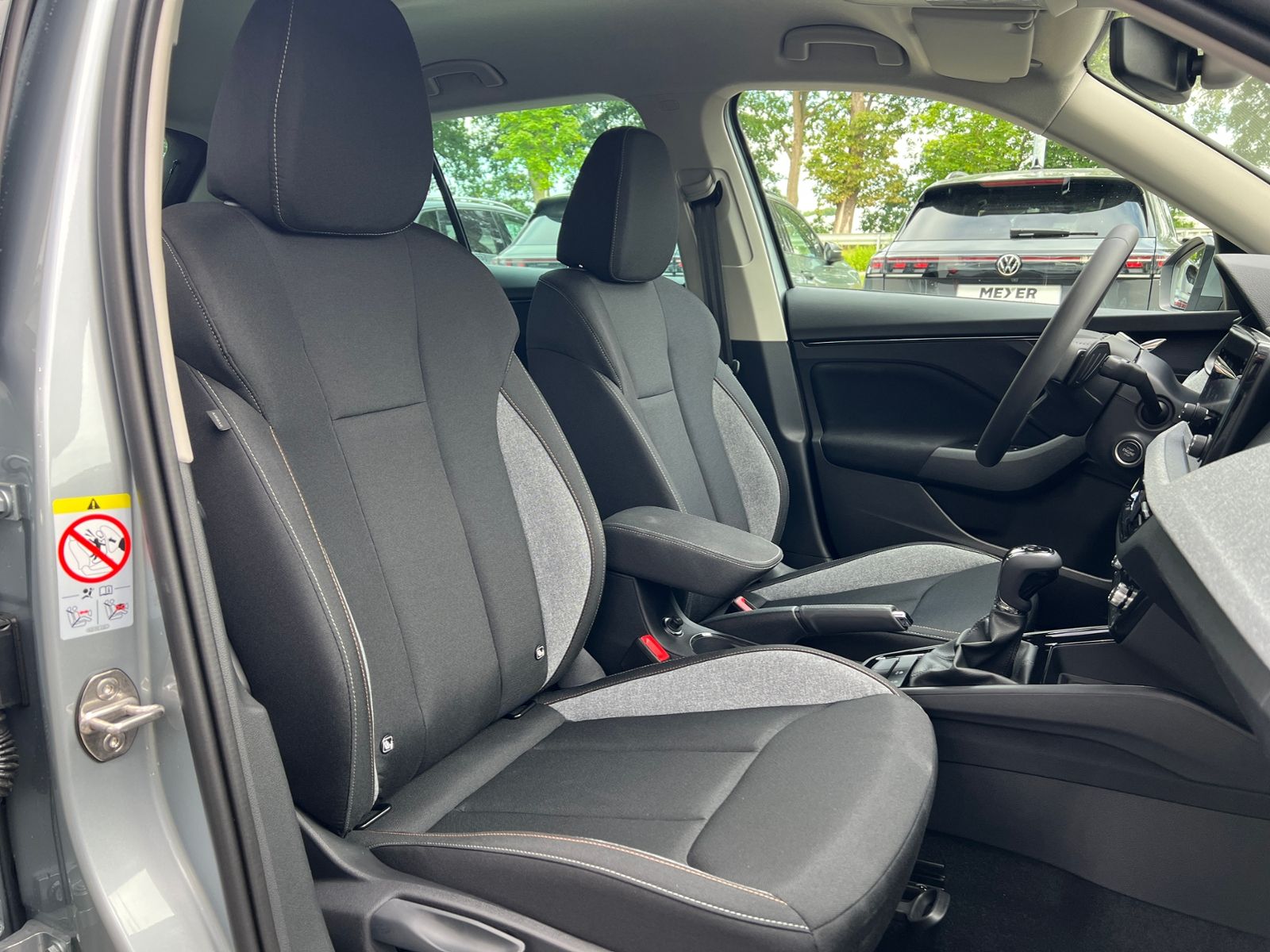 Fahrzeugabbildung SKODA Kamiq Selection 1.0 TSI DSG *ACC, LED, Kamera, S