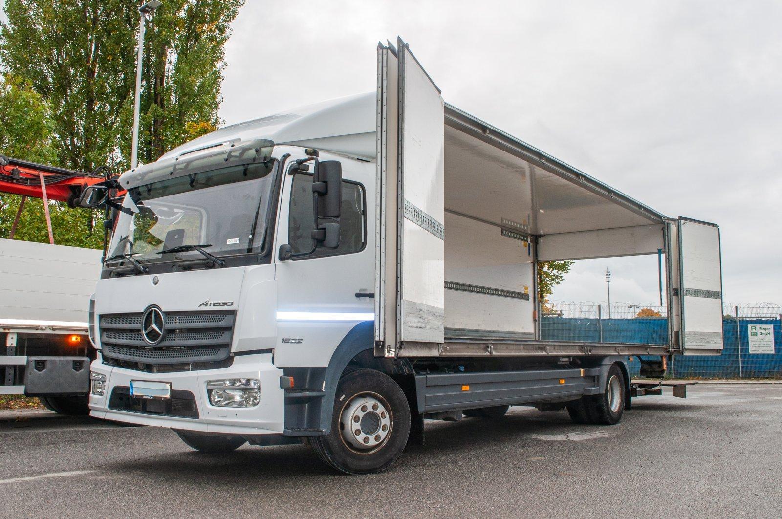 Mercedes-Benz Atego 1523L 4x2 Koffer