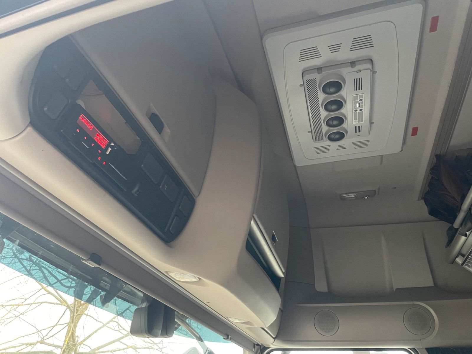 Fahrzeugabbildung DAF FT XF 480 SSC