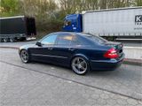 Mercedes-Benz W211 E320 V6  - Mercedes-Benz E 320: W211