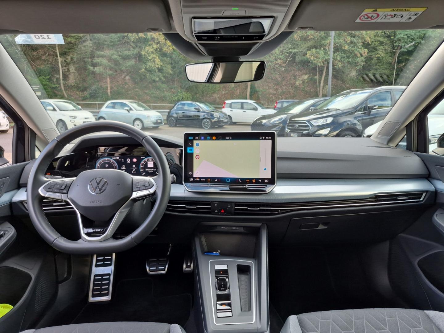 Volkswagen Golf VIII 1.5 eTSI DSG Energy Navi ACC SHZ, миниатюра 8
