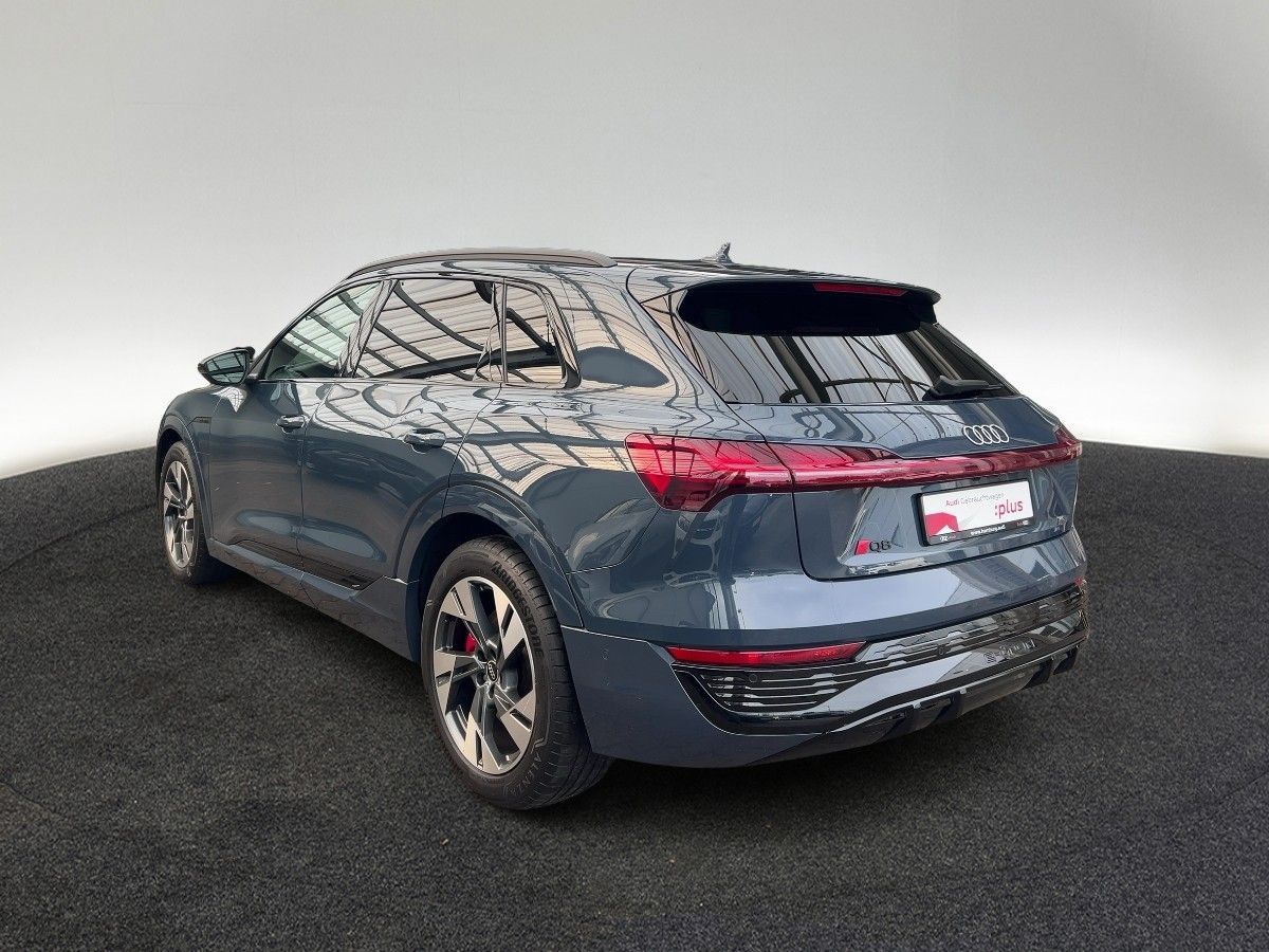Audi Q8 e-tron 50 S line quattro Matrix Head-up Kamer imagem 3