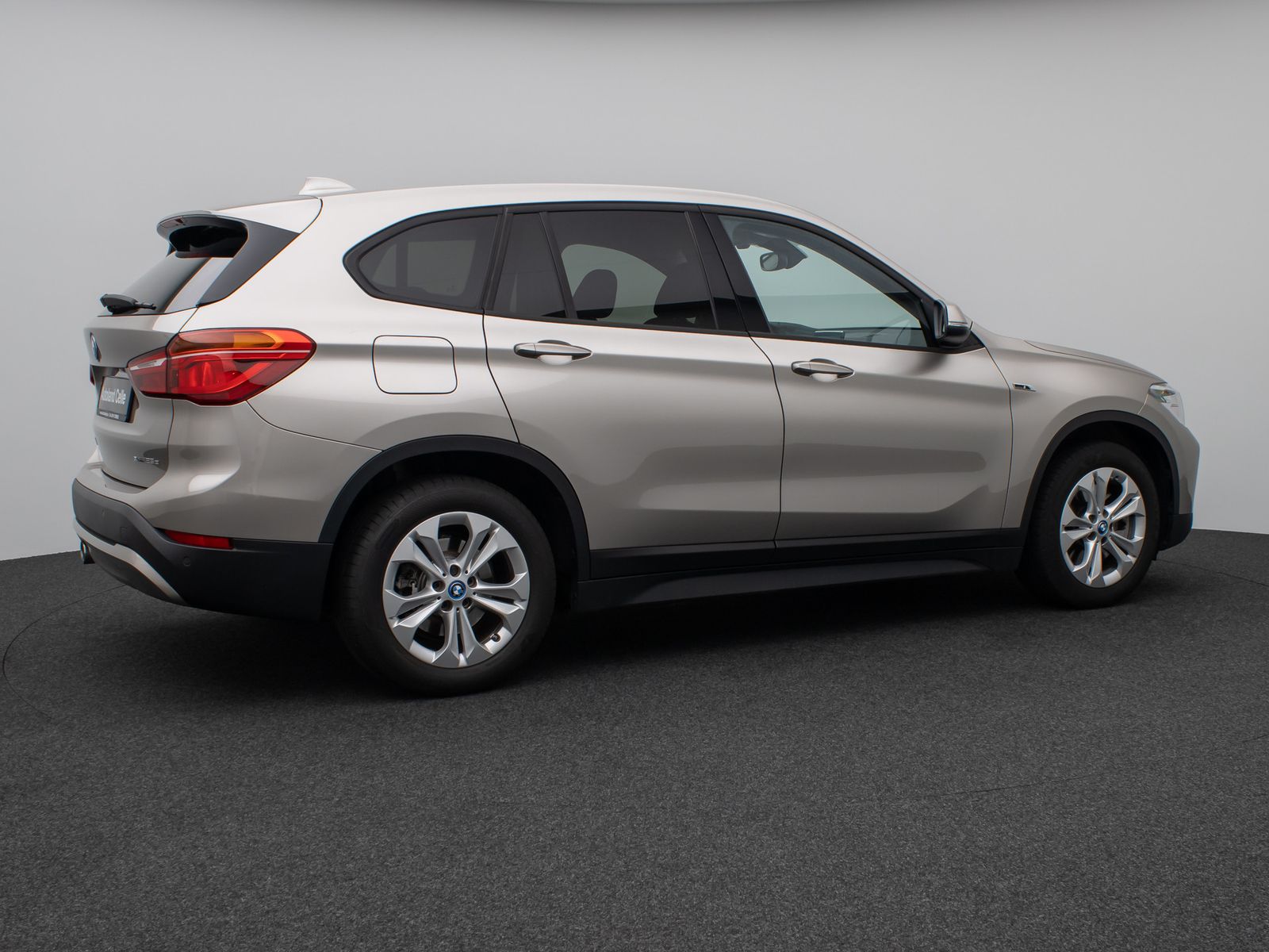 Fahrzeugabbildung BMW X1 xD25e  DAB Navi Lordos Geschwindigkeitsreg