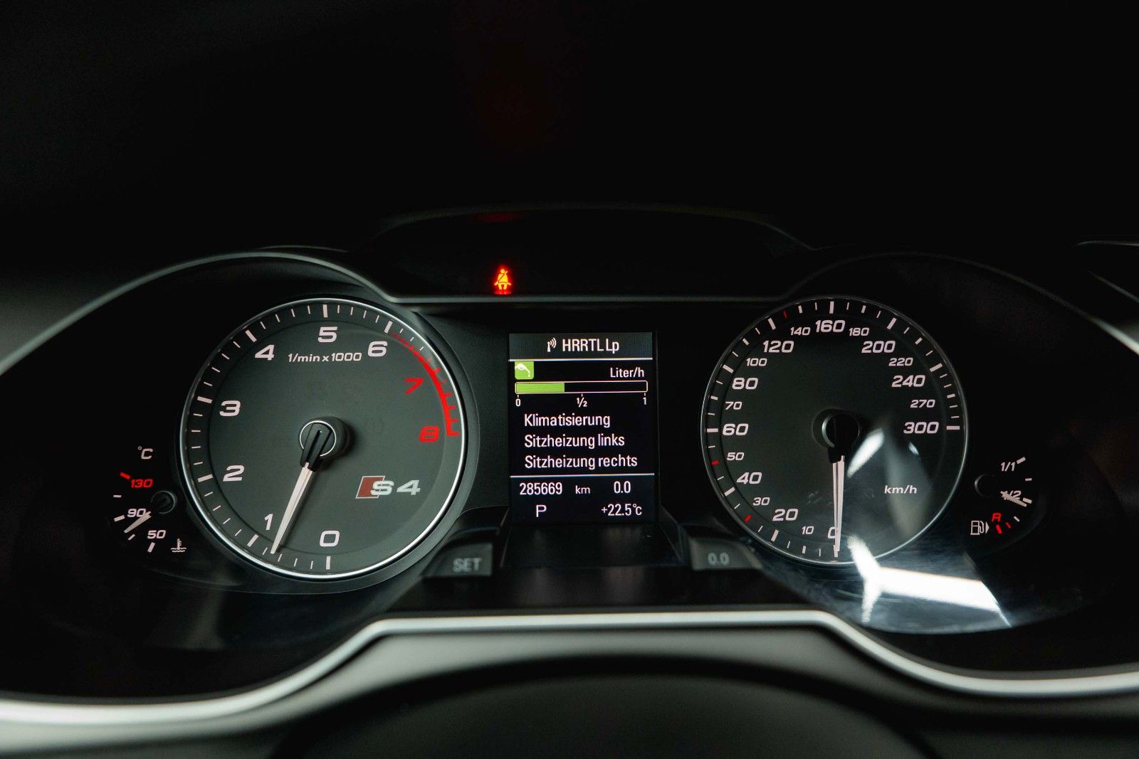 Fahrzeugabbildung Audi S4 Avant 3.0 TFSI quattro | Top Zustand | LED