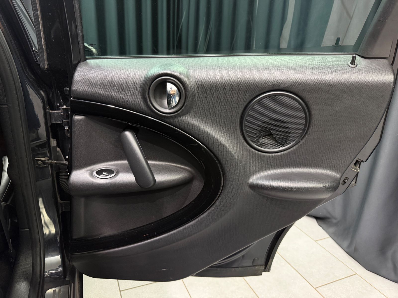 Fahrzeugabbildung MINI COOPER D Countryman Cooper D All4|PANO|NAVI|