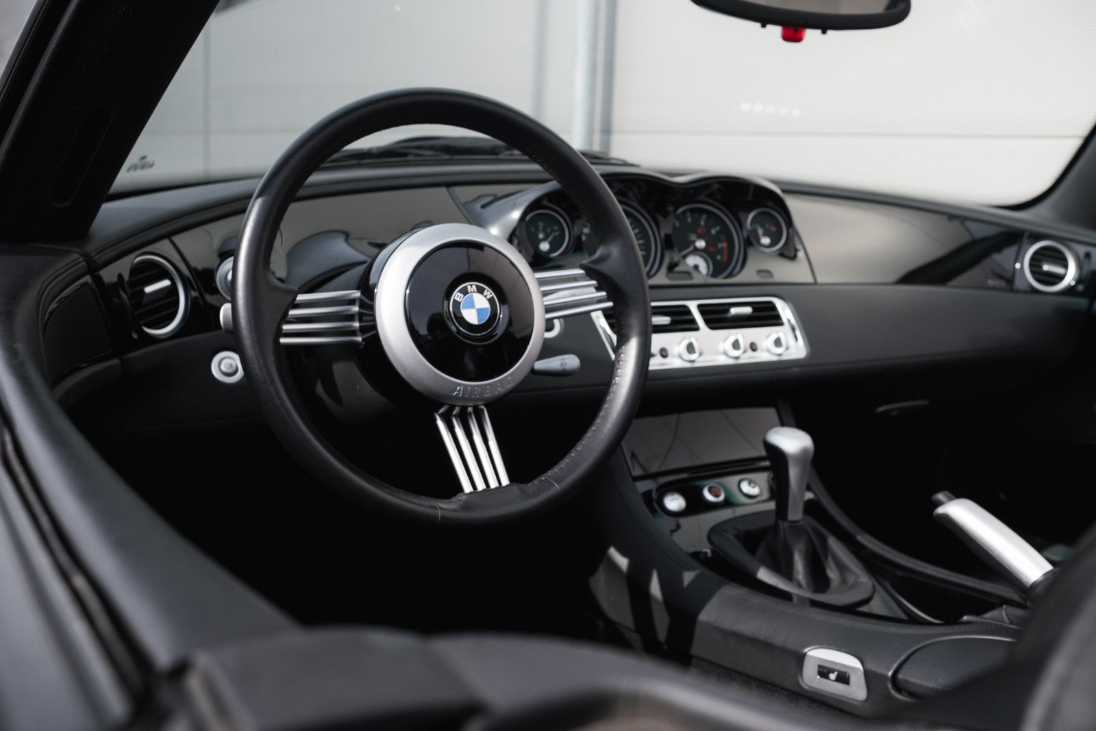 Fahrzeugabbildung BMW Z8 Roadster-Hardtop-unfallfrei-Alpinafelgen