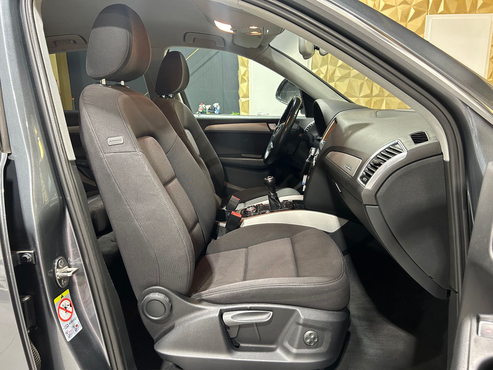 Fahrzeugabbildung Audi Q5 2.0 TDI  quattro/ALLRAD/S-LINE/SHZ/ALLWETTER