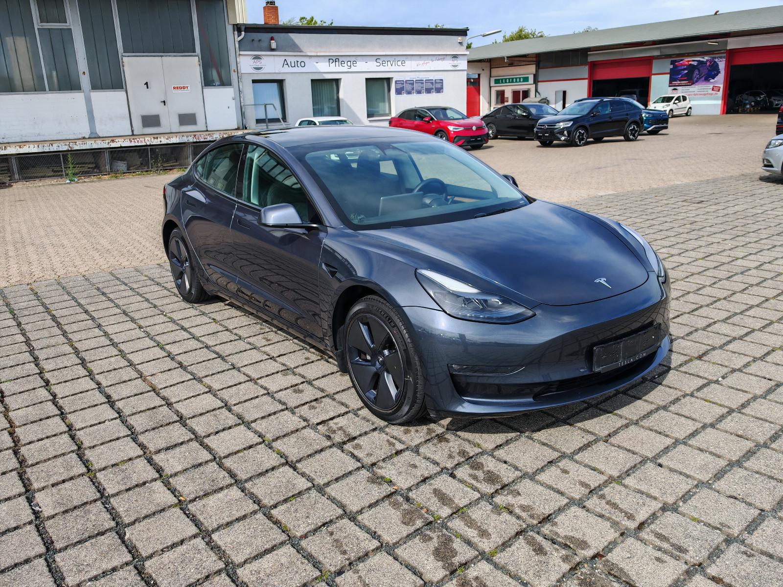 Tesla Model 3 Long Range RWD | EAP | AHK | SoH 92,1%