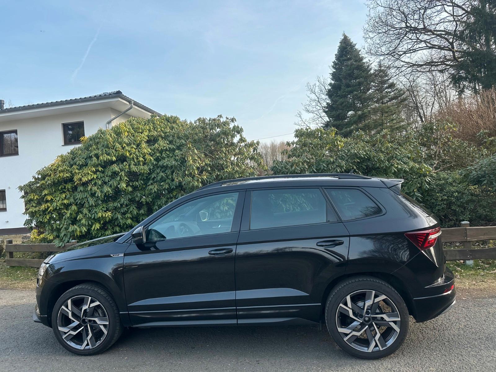 Skoda Karoq 2.0l TDI DSG 4x4 Sportline LED AHK