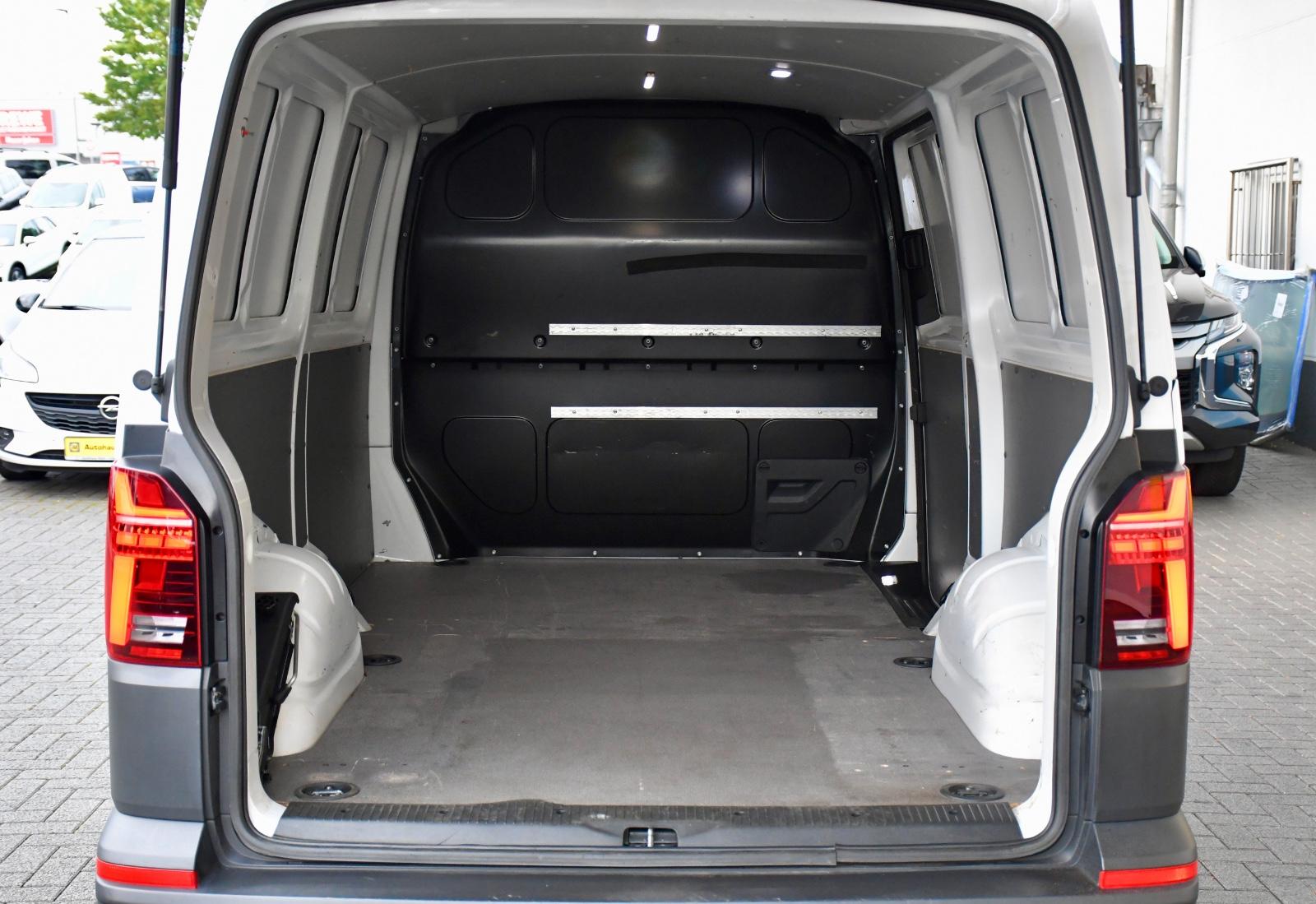 Volkswagen T6.1 Transporter Kasten lang AHK Kamera LED ACC