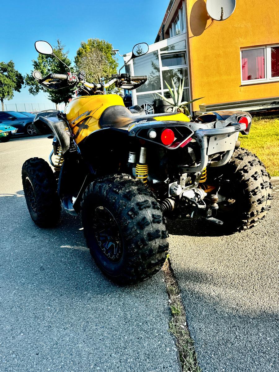 Bombardier Renegade 2013 — rear view