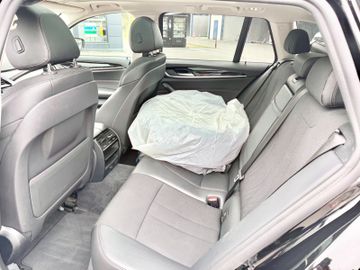 BMW 520 - 12