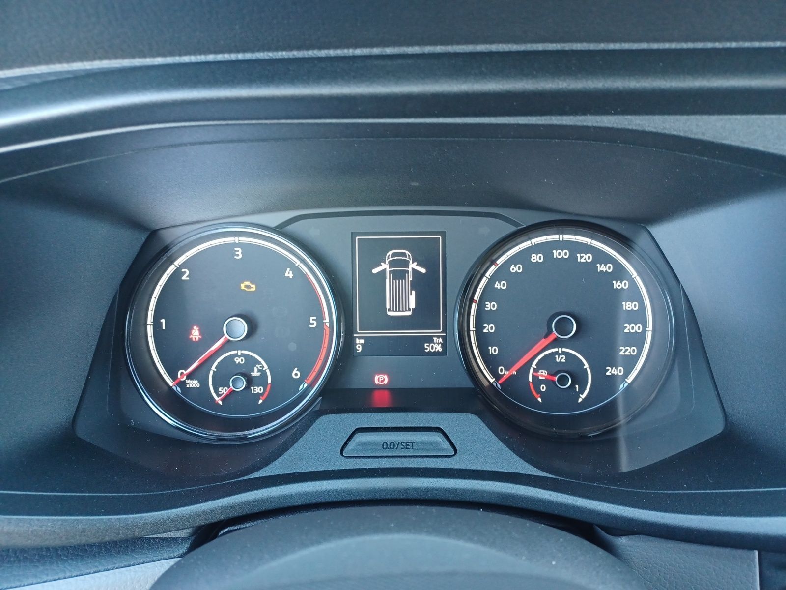 Fahrzeugabbildung Volkswagen T6 Kombi T6.1 TDI 9- Sitzer LED GRA PDK KLIMA VO