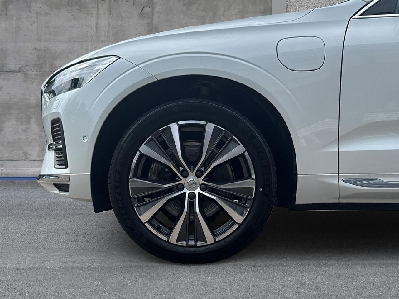 Fahrzeugabbildung Volvo XC60 Inscription Recharge Plug-In Hybrid AWD